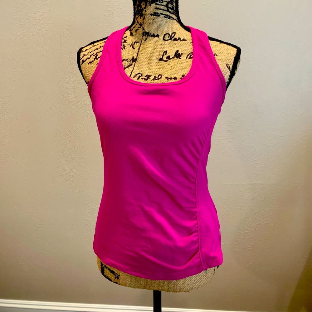 Kos USA workout top with built in bra size M good condition violet non smoking